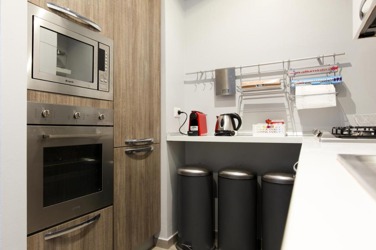 Modern Apartment Close To Shopping District Milán Exterior foto