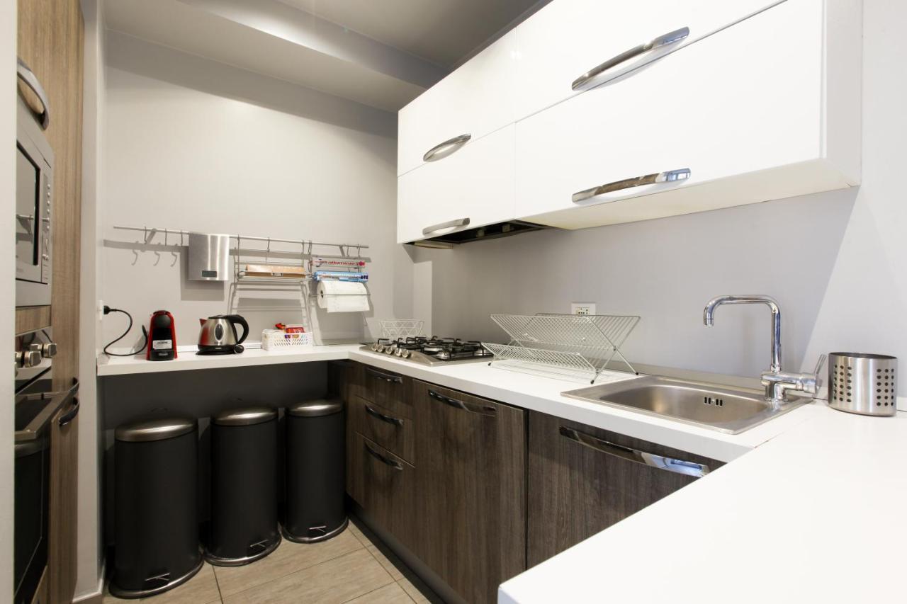 Modern Apartment Close To Shopping District Milán Exterior foto